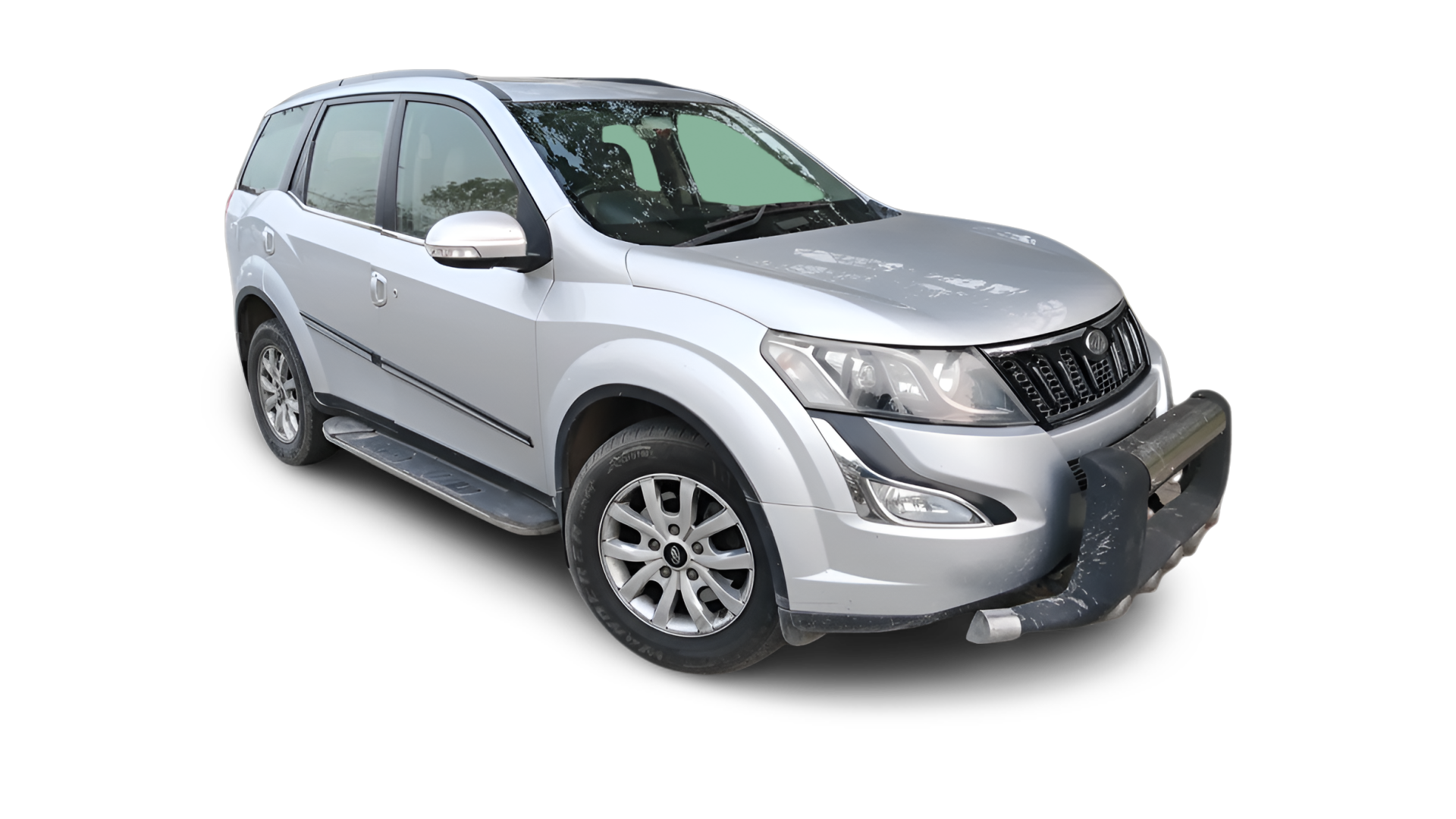 Mahindra XUV500-img